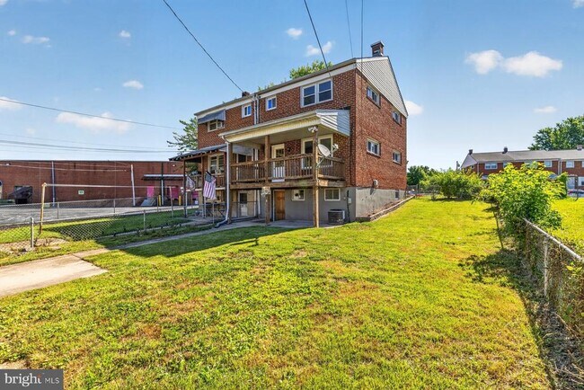 Building Photo - 1524 Barkley Ave