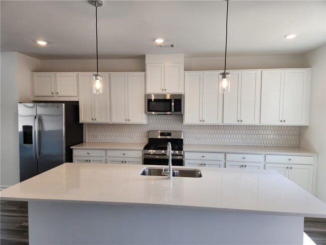 Building Photo - 408 Nix Ln