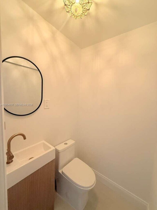 Building Photo - 525 Beacom Blvd