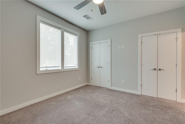 Building Photo - 415 Gartrell St SE