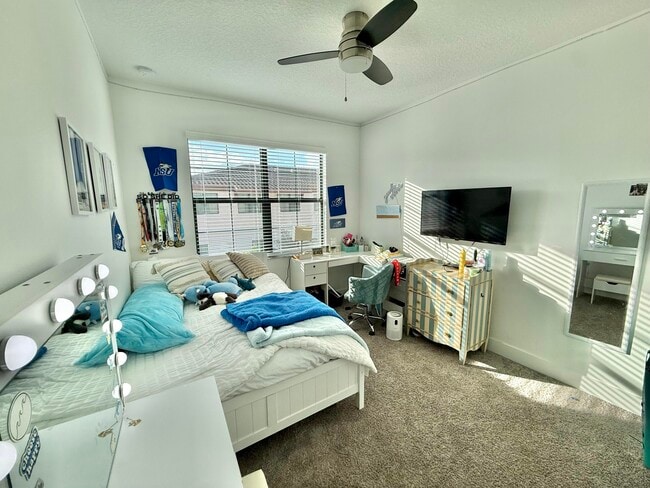 Building Photo - 3019 Franklin Pl