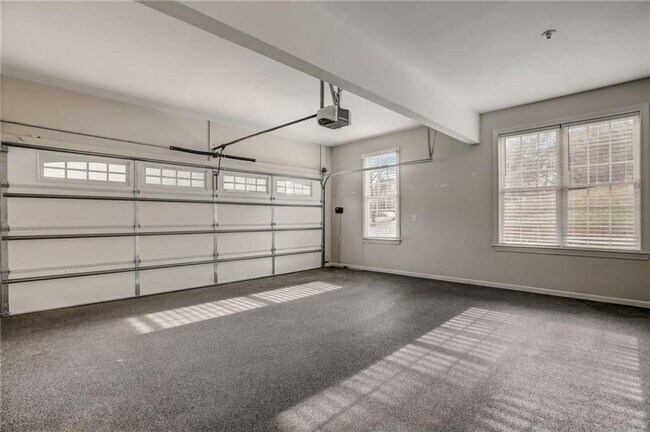 Building Photo - 128 Gold Springs Ct