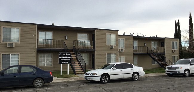 Building Photo - Center Street Apartments
