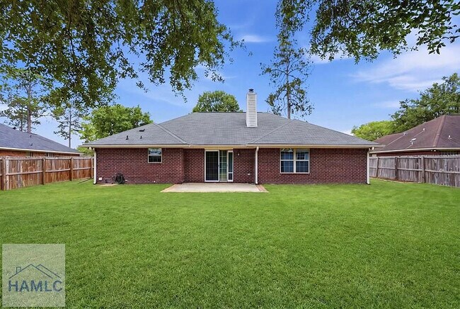 Building Photo - 211 Wentworth Way