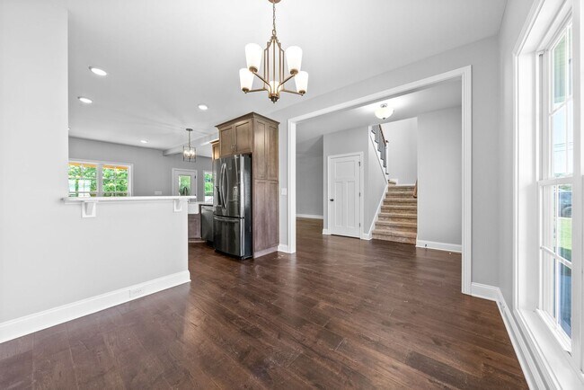 Building Photo - 1506 Redrock Ct
