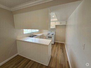 Building Photo - LEGRANDE16581