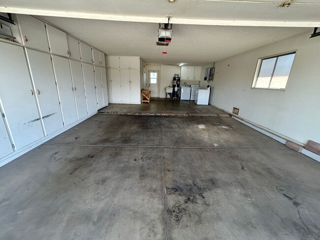 Building Photo - Age Restricted 2 Bd/2 Bath Golf Course Sub...