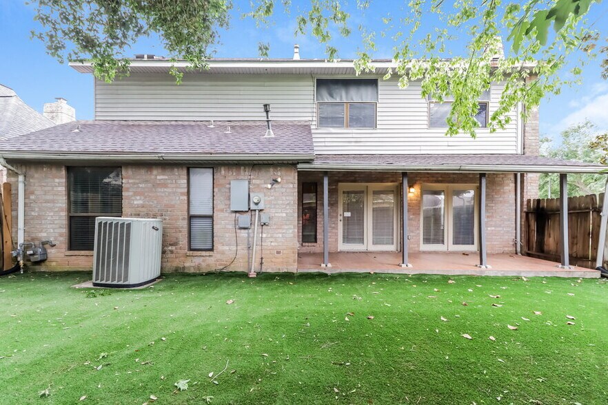 Building Photo - 3910 Cedar Valley Dr