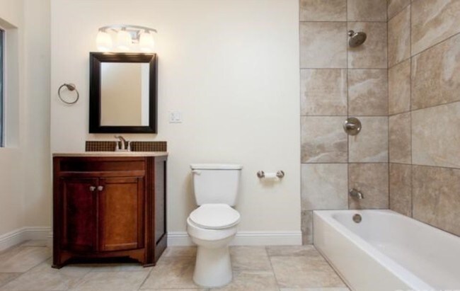 2nd Bathroom - 1312 S Victoria Ave
