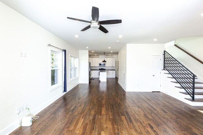 Building Photo - Beautiful Modern Home in East Nashville