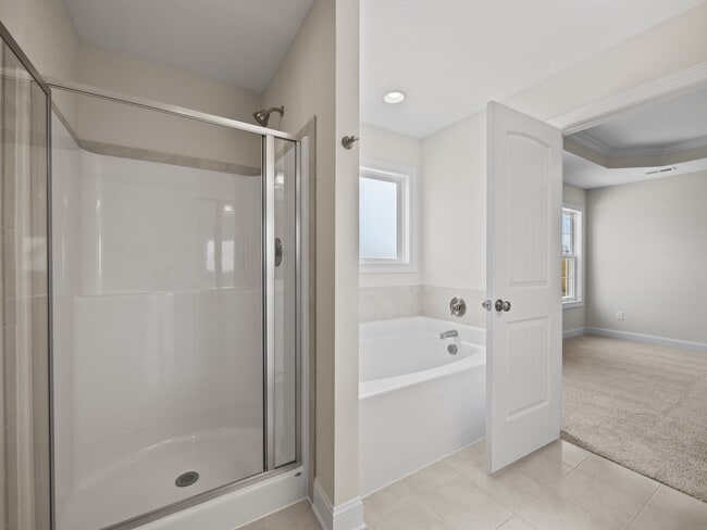 Building Photo - 432 Montgomery Dr