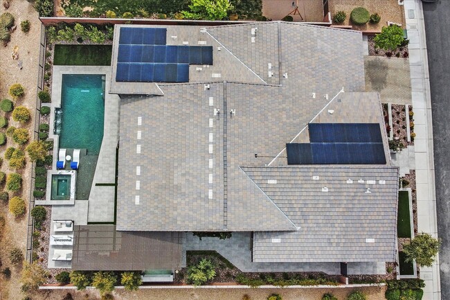 Building Photo - 6690 Interstellar St
