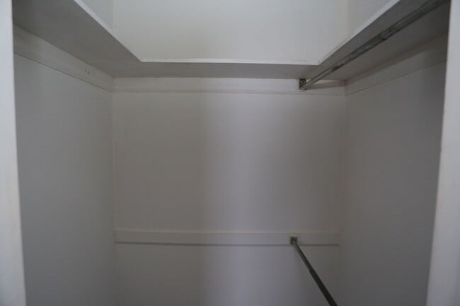 Building Photo - 2 Bedroom at Stadium Walk