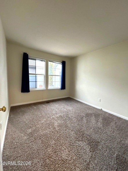 Building Photo - 3084 10 Mile Dr