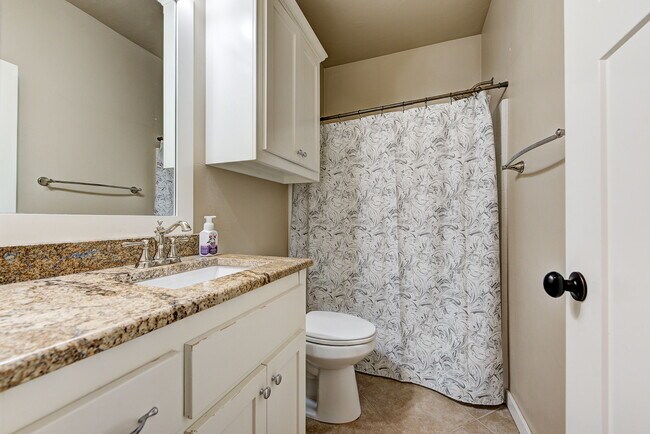 Building Photo - 2300 Bretford Way