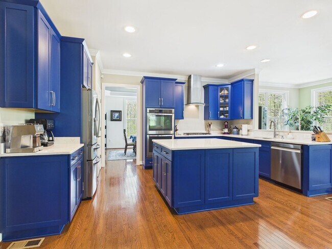 Building Photo - 12106 Golden Aster Terrace