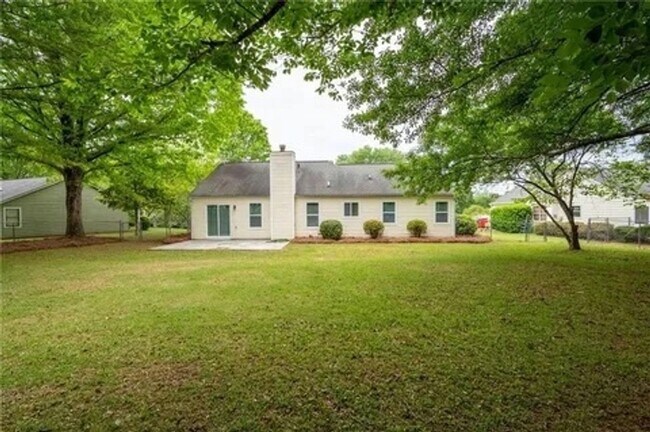 Building Photo - Charming 3BR House in Woodstock