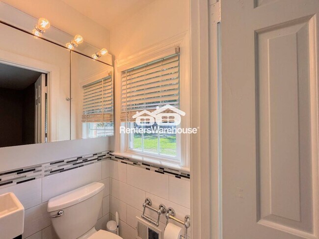 Building Photo - 2909 Duke of York Dr