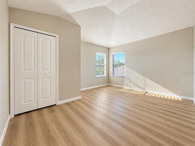 Building Photo - 27353 Edenfield Dr
