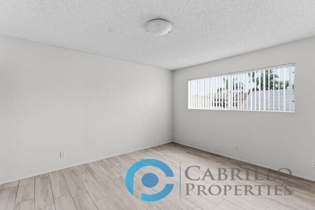 Building Photo - 4622 Hamilton St