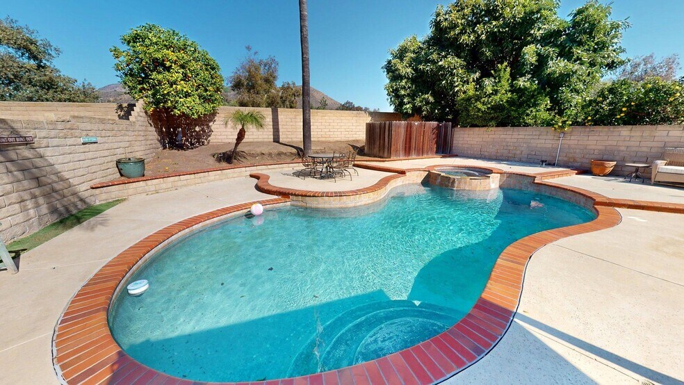 Building Photo - 880 Cayo Grande Ct