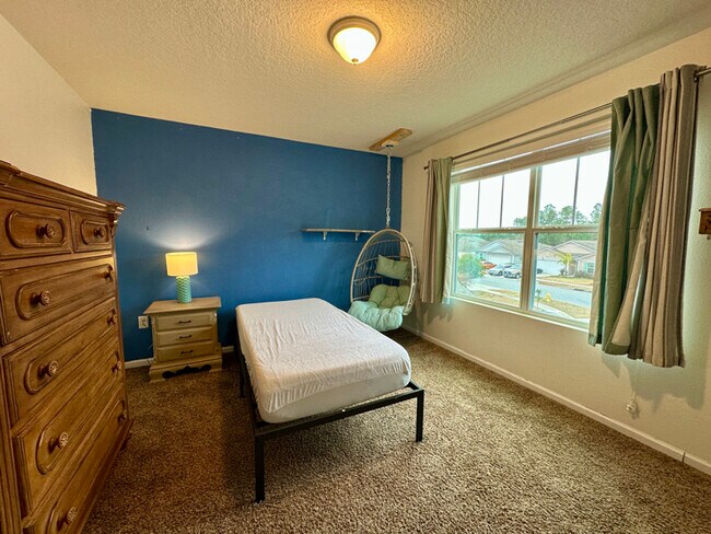 Building Photo - 95062 Cheswick Oaks Dr