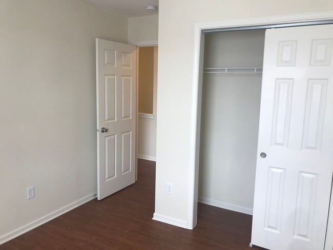 Building Photo - 8105 Whistlewood Dr