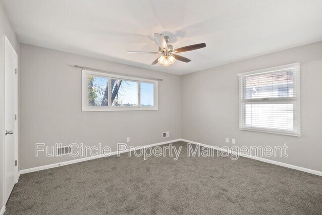 Building Photo - 1222 S 118th St