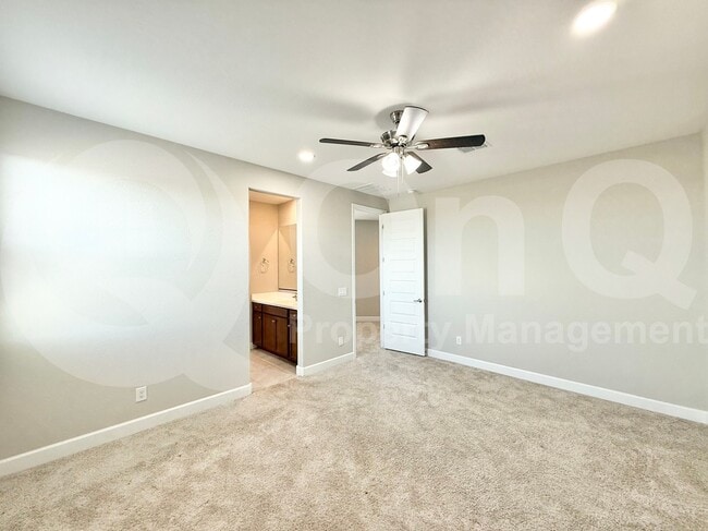 Building Photo - 44723 N 44th Ave