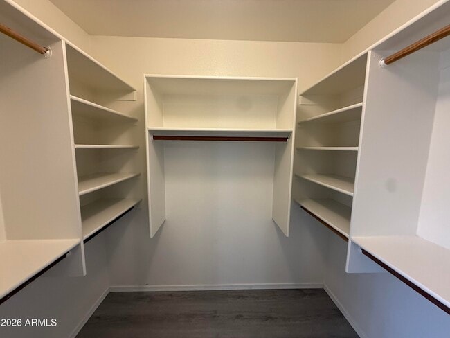 Building Photo - 1191 W Lark Dr