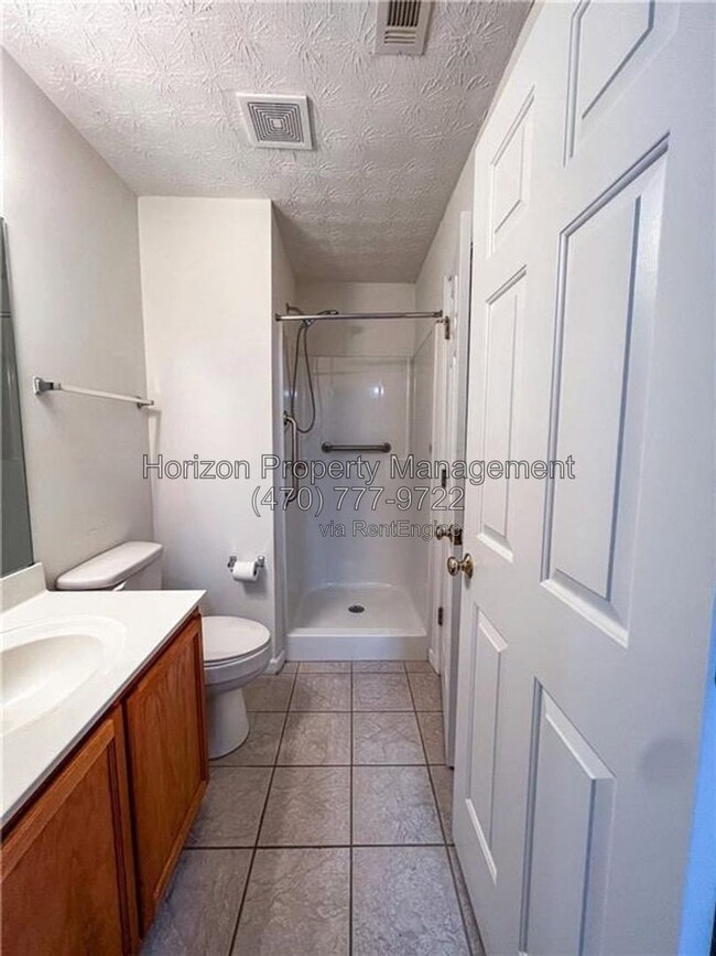 Building Photo - 3971 Hidden Hollow Dr