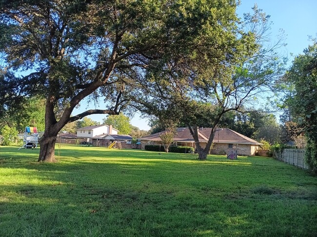 Looking onto the back of the house. - 2308 Wesley Cir