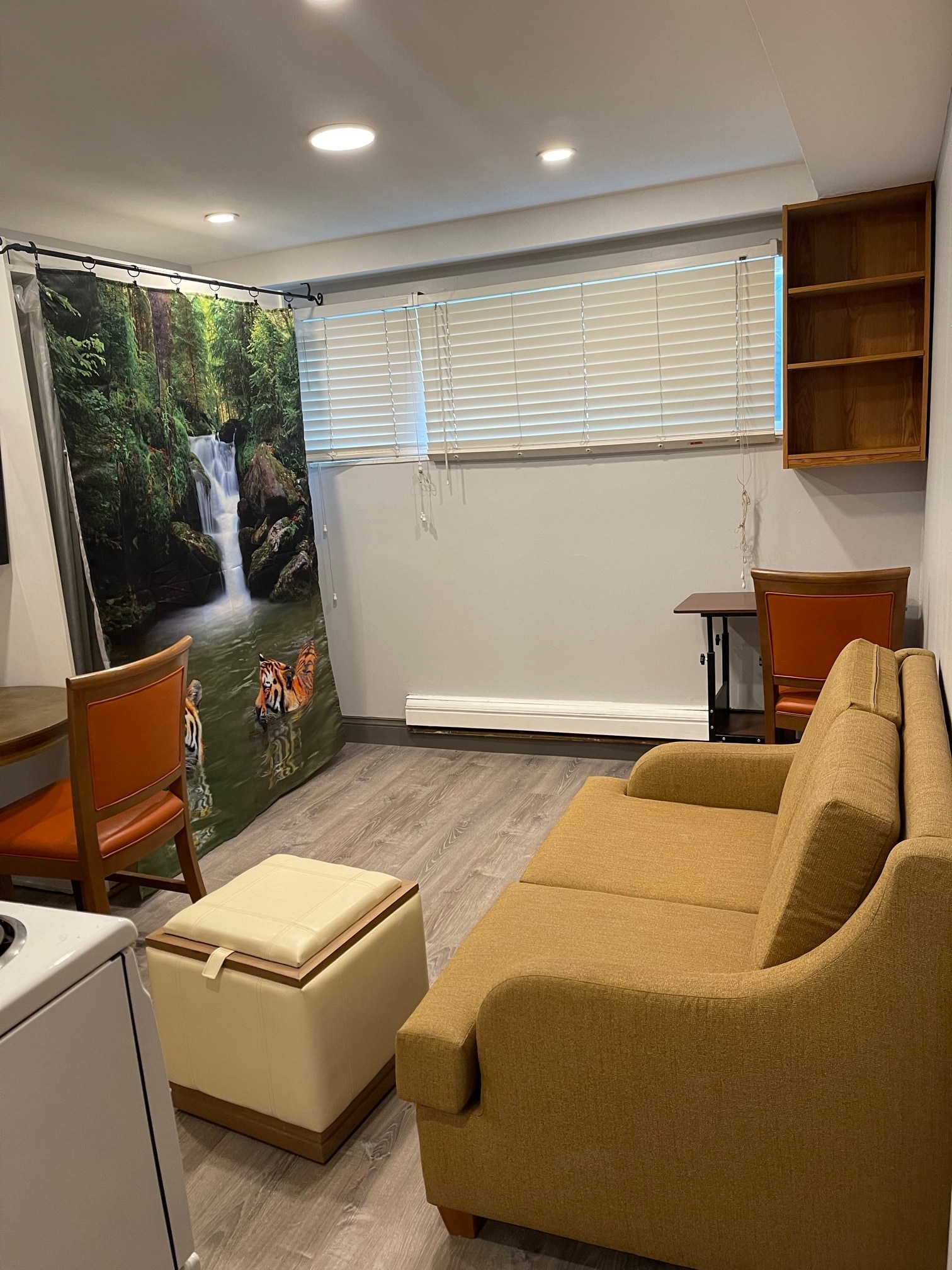 Building Photo - 351 S Elizabeth St