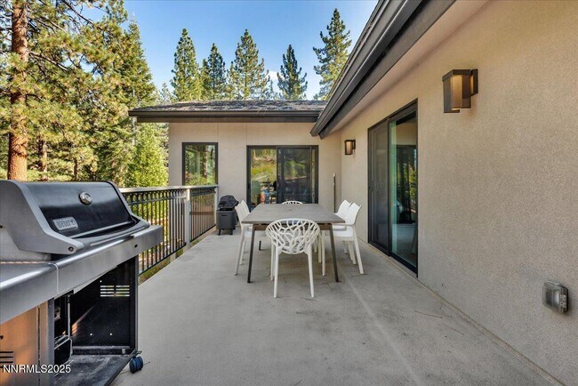 Building Photo - 1262 Hidden Woods Dr