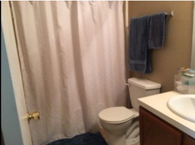 Restroom hall furniture not included - 1920 Beatrice Ave