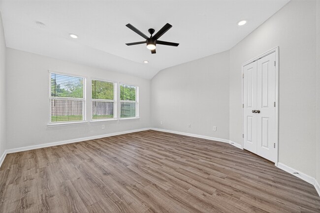 Building Photo - 5415 Tourmaline Wy