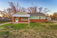 Building Photo - 1036 East 61st St N