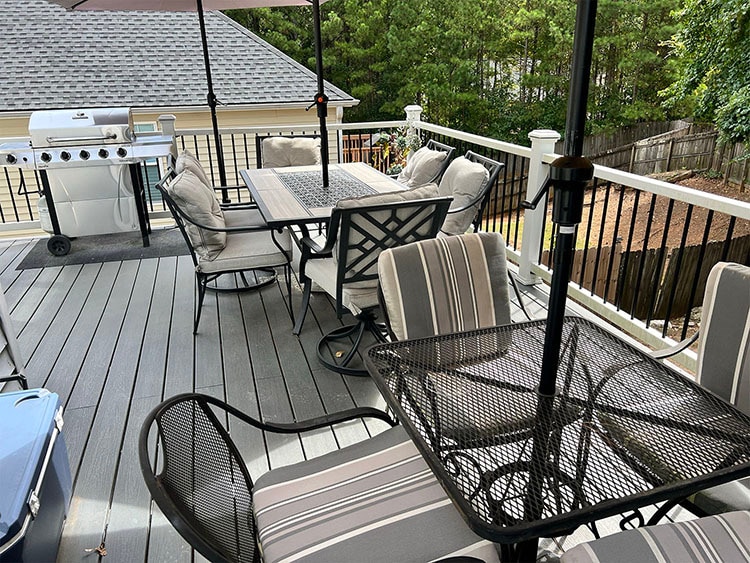 deck - 1009 Crest Ridge Pl SW