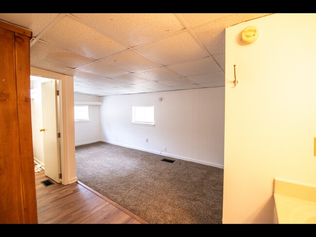 Building Photo - 35 Barham Loop