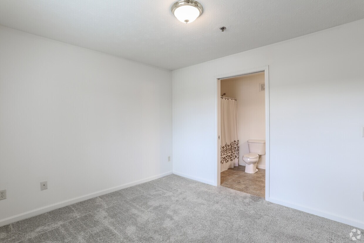 Deer Creek Apartments Xenia