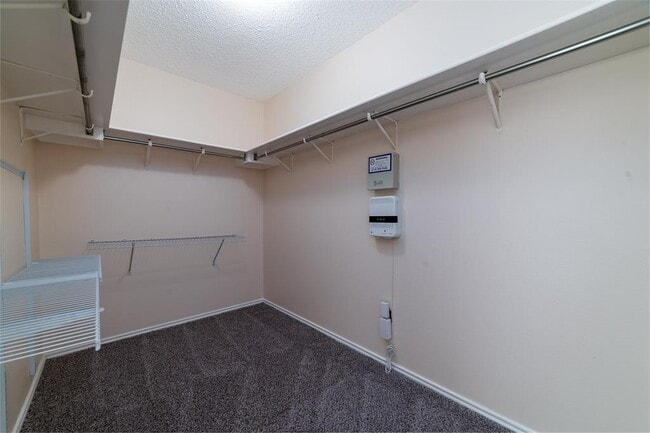 Building Photo - 1112 Van Horn Way