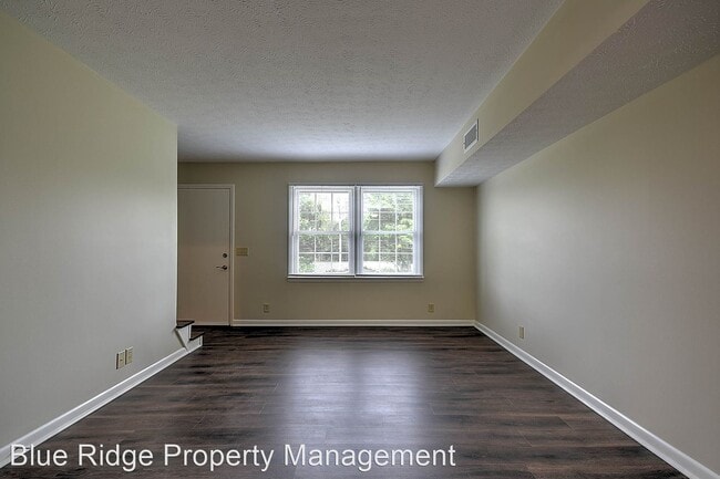 Building Photo - 932 Kendrick Creek Rd
