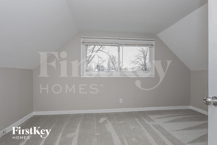 Building Photo - 3976 Richard Ave