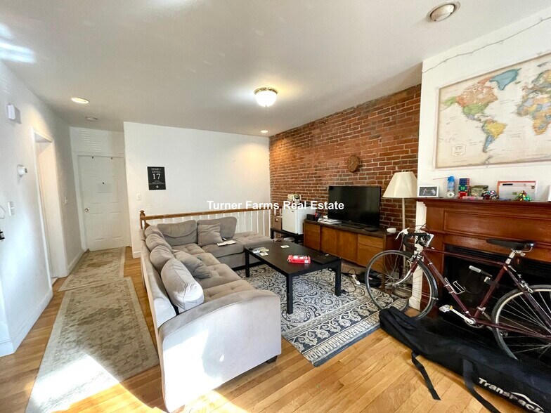 Building Photo - 480 Massachusetts Ave