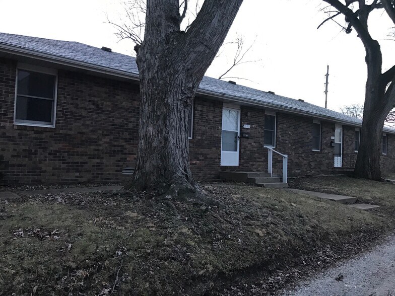 Primary Photo - 951 E. Wabash St