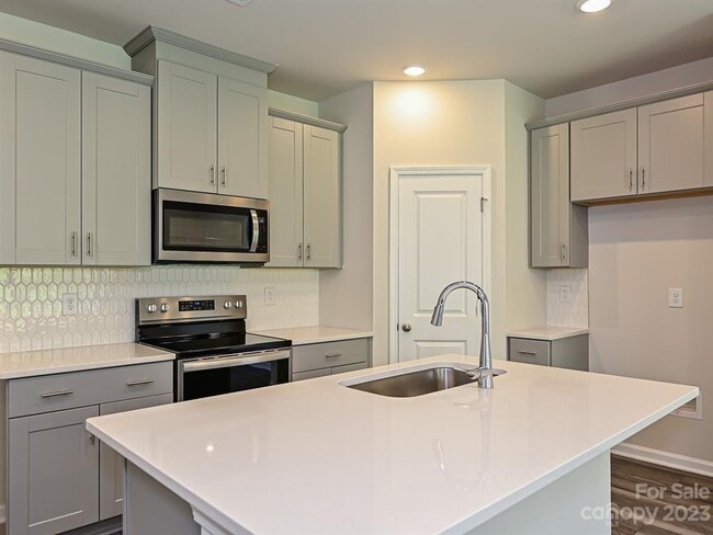 Building Photo - 1650 Old Rivers Rd