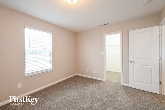 Building Photo - 5874 Crowley Pkwy