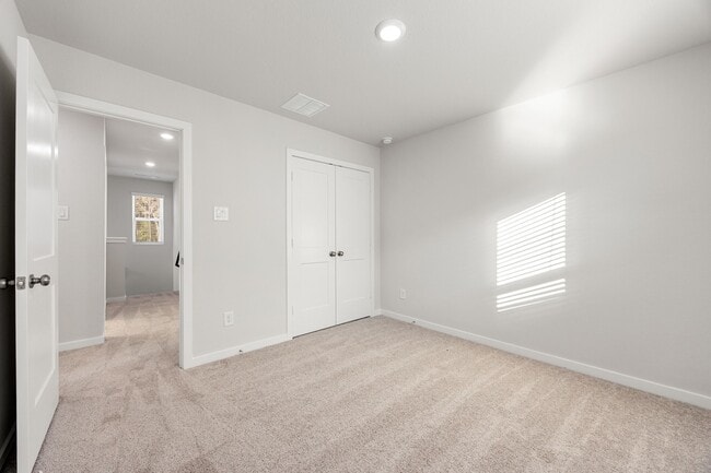 Building Photo - 302 Brazen Forest Trl