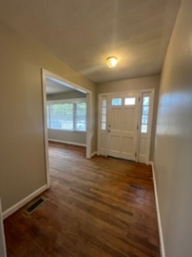 Building Photo - 4BR/2BA House in Darlington, SC