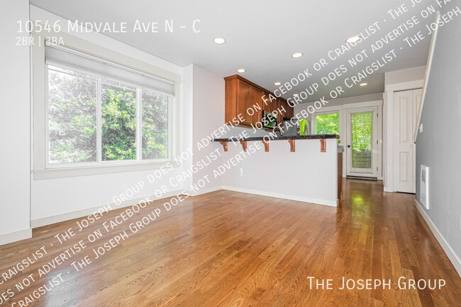 Building Photo - 10546 Midvale Ave N